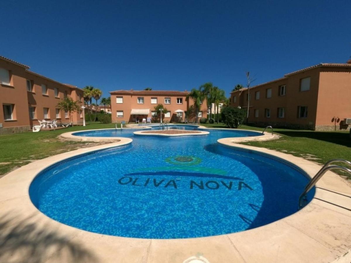 Apartamento Varsovia Oliva Bagian luar foto